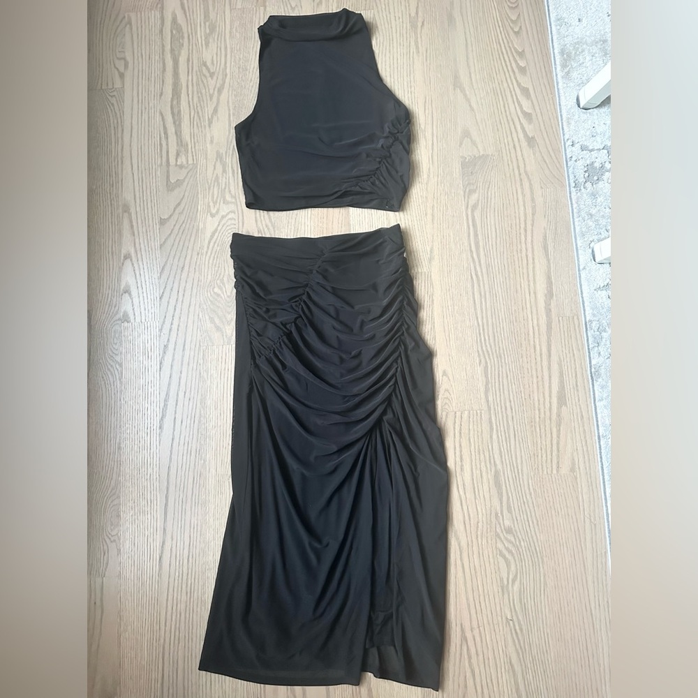 NWT House of Harlow 1960 Two piece set Mesh Midi Skirt